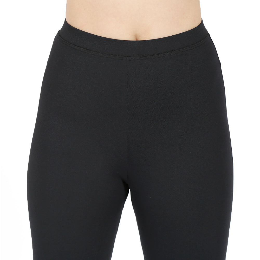 ELEG & STILANCE Underwear Yoga Shorts Stretch Safety Leggings for Women  Girls Size (26 Till 30) (Skin & Black) Pack of 2
